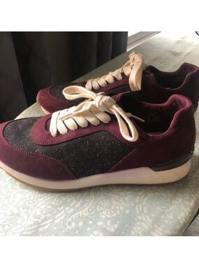 ZARA Burgundy Casual Sneakers